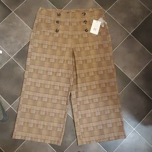 Darling, cropped pants. NWT, size 16
